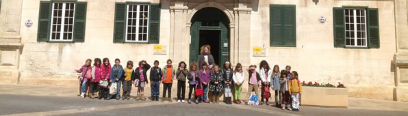 Servei de Visita de Grups a la Biblioteca Pública de Maó